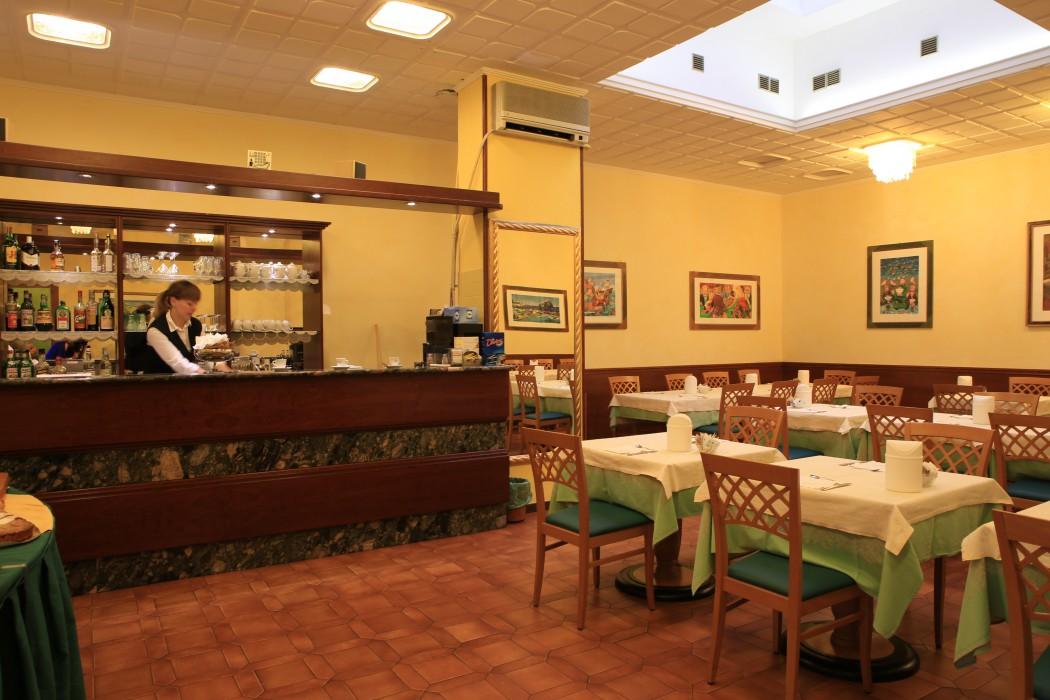 Hotel Calabresi San Benedetto del Tronto Exterior photo